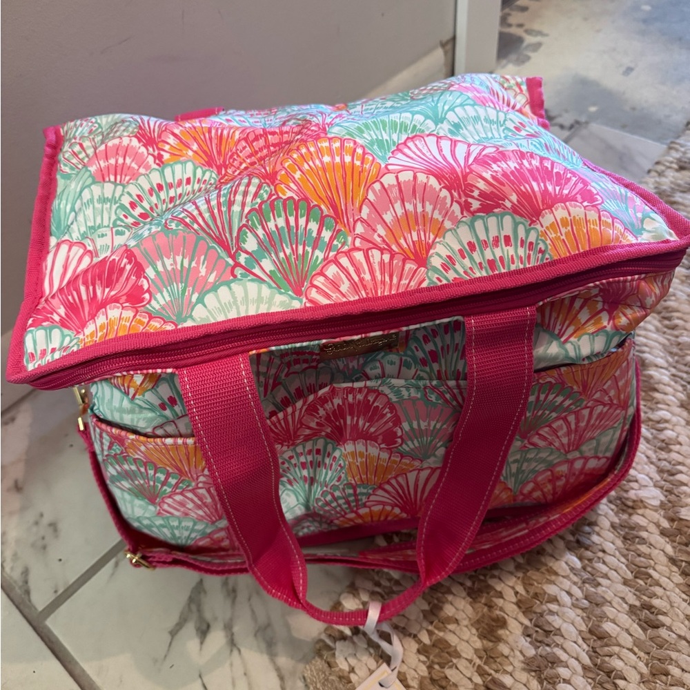 Lilly Pulitzer Shell Print Beach Cooler in “Oh Shello”